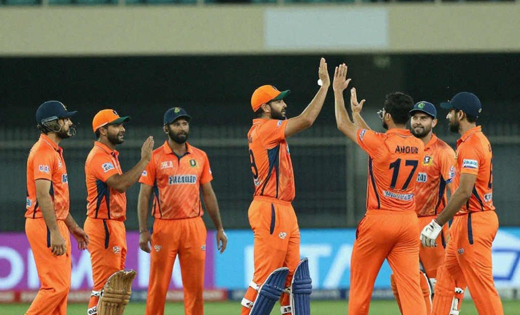 ভোটের বাক্সে ব্যাট রাখা যায় না: সূর্যবংশী প্রশ্নে যে ঘরটা ফাঁকা