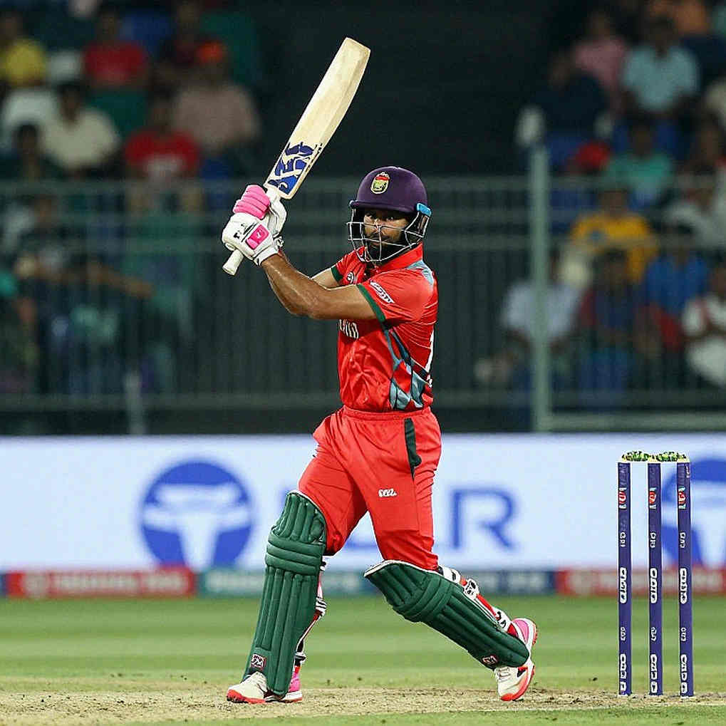 রিলিজ ক্লজ আর রিটেনশন বন্ড: ফ্র্যাঞ্চাইজি ক্রিকেটের খতিয়ান কে পড়ছে?